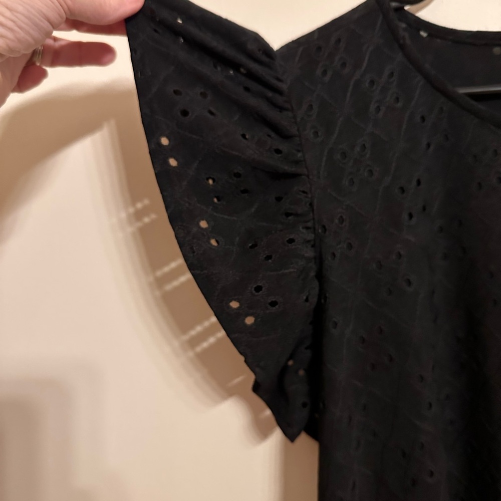 Torrid Black Eyelet Top with Ruffle Sleeves size 4x 26. NWT - Picture 3 of 6
